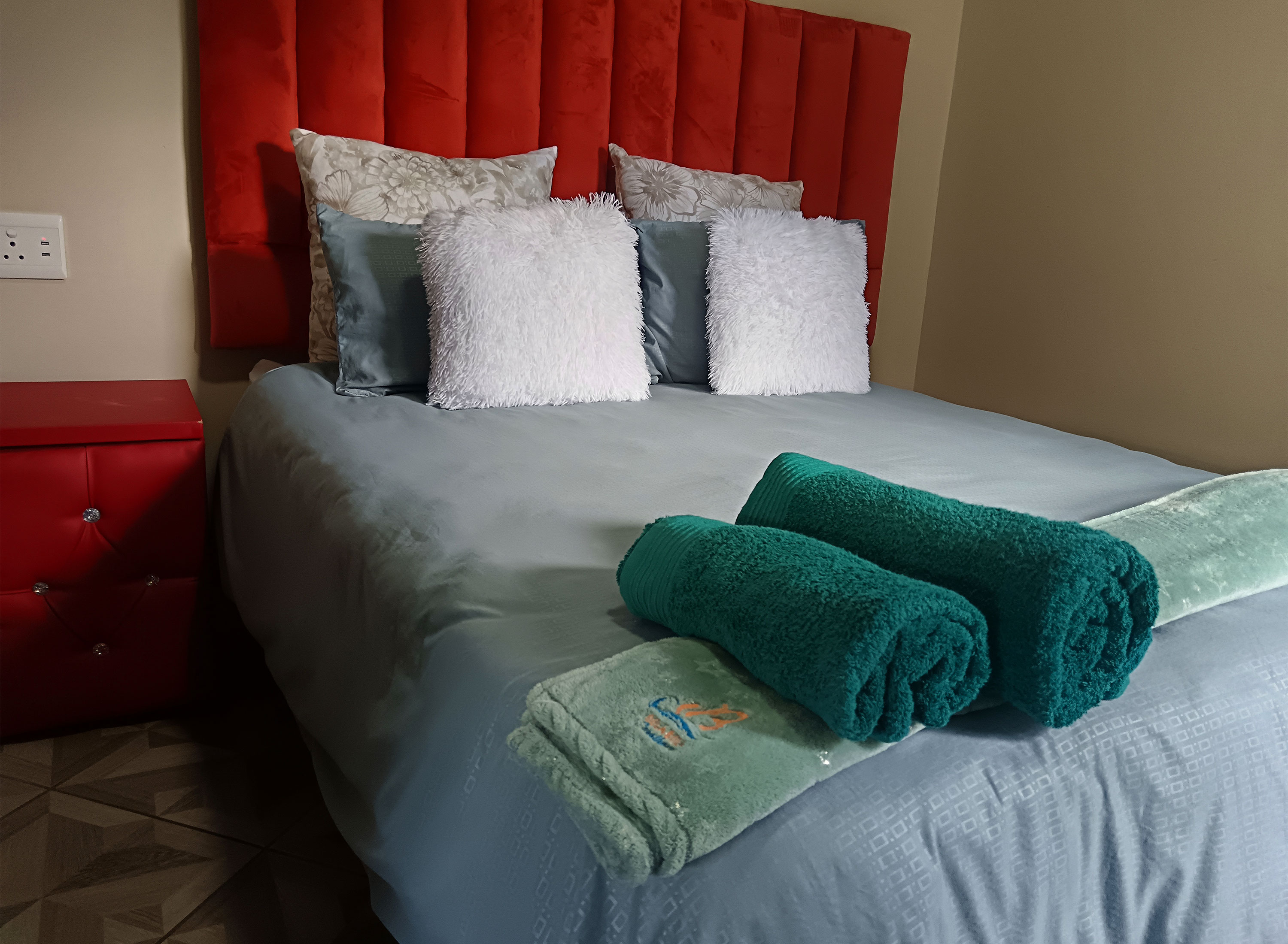 Room thumbnail