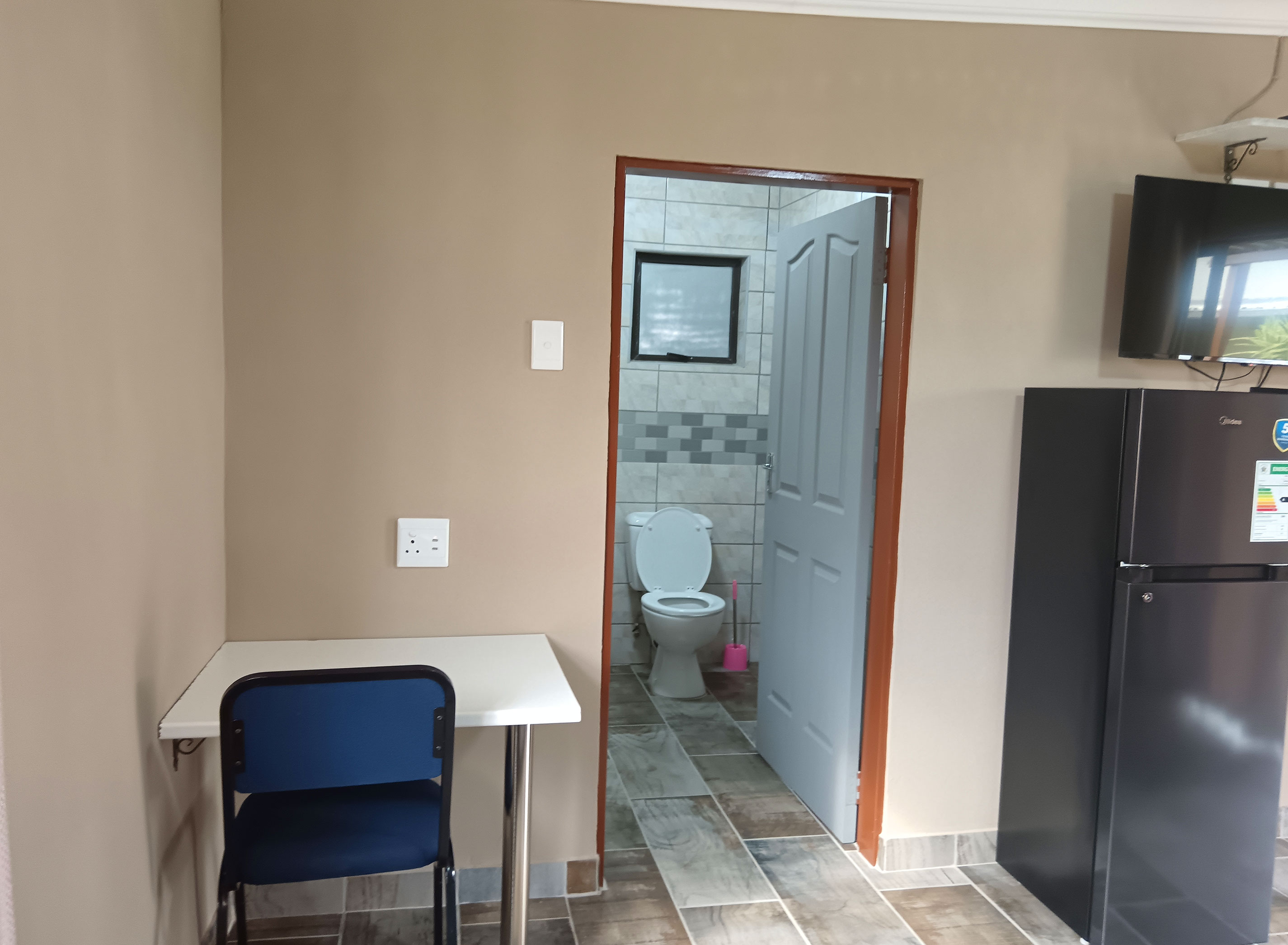 Room thumbnail