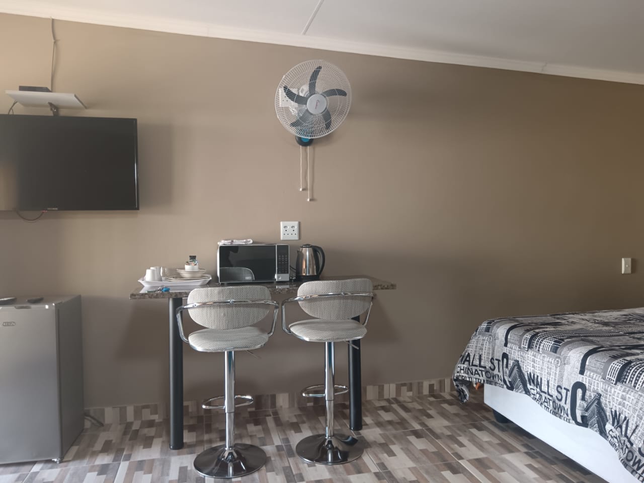 Room thumbnail