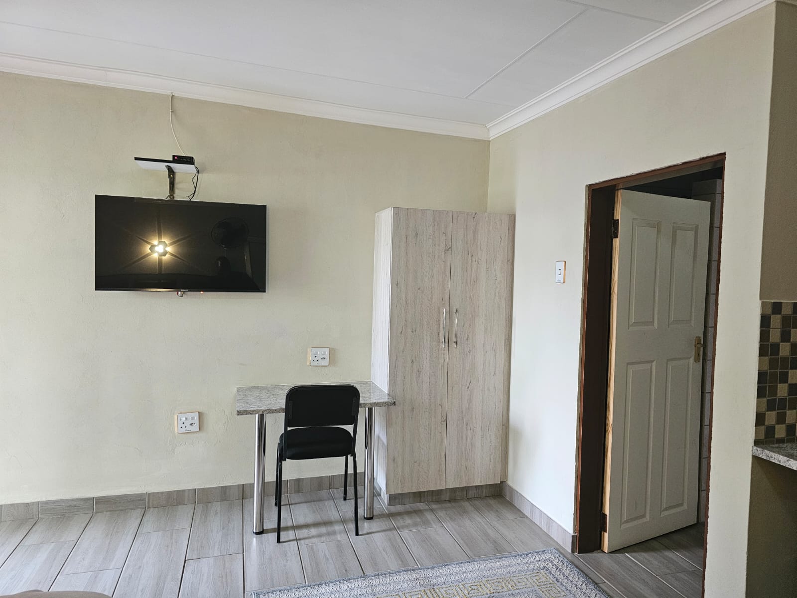 Room thumbnail